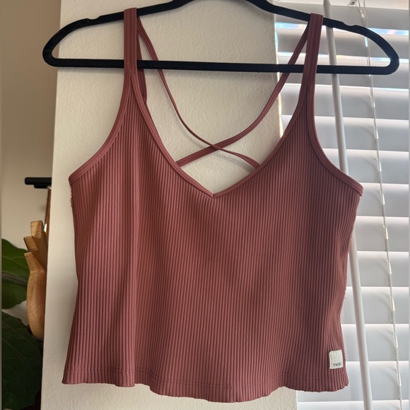 Vuori Tops - Vuori Ribbed Crop Tank Pink Size Medium